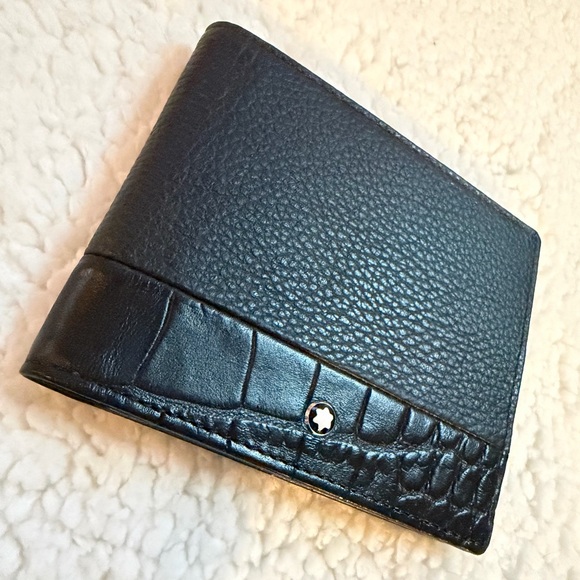 Men’s Mont Blanc Textured Black Leather Wallet - Picture 12 of 13